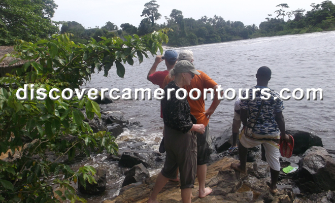 Visitors at the Kribi beach and river mouth